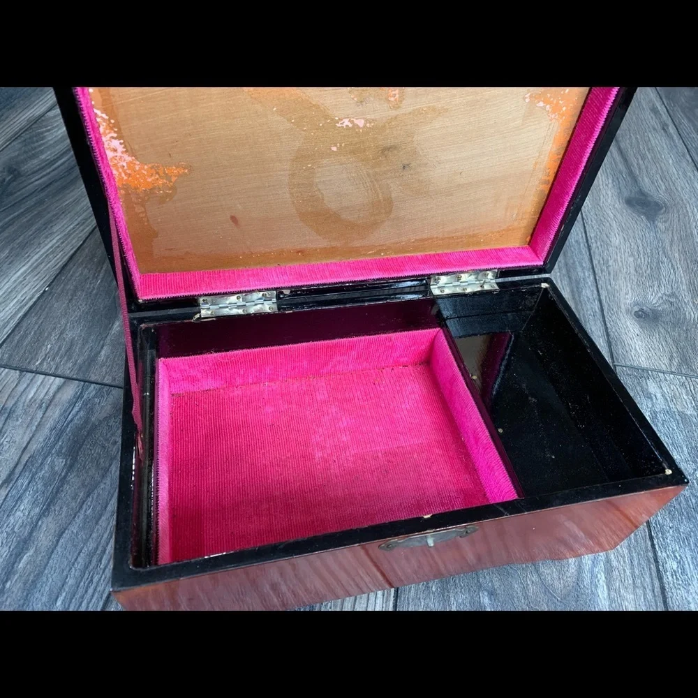 Vintage Musical Jewelry Box Hand Painted Peacock